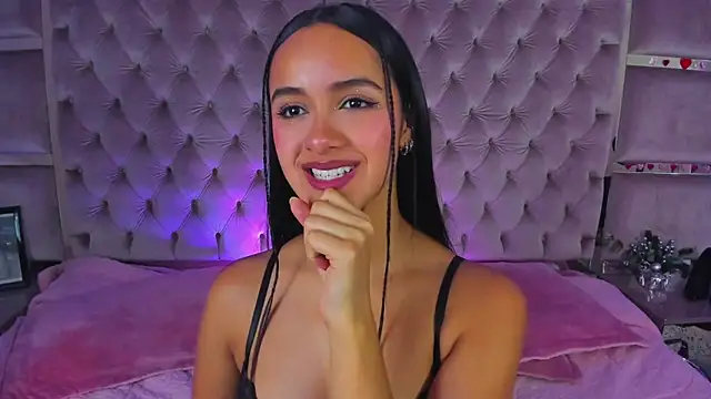 Chat +18 de Harii_02 ao vivo