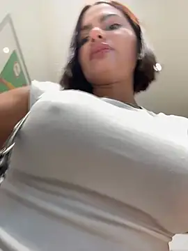 دردشة Irina_Velvett الجنسية المباشرة