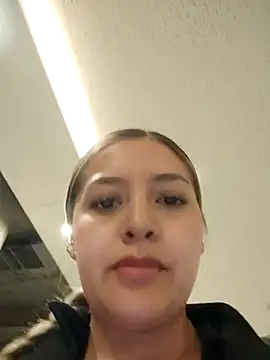 Chatroom XXX en direct de alana_69