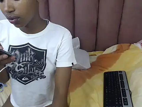 ScorpioBlue_ 라이브 XXX 채팅