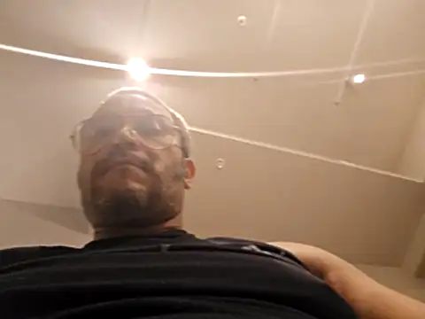 SchlongsAndDongsAndHoles' Webcam Show