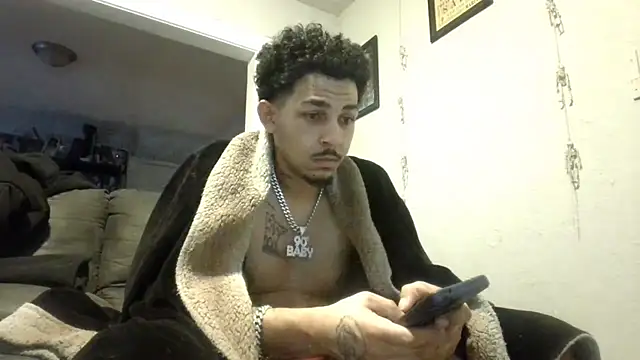 Pokazy przed kamerką – bigdickjojo69