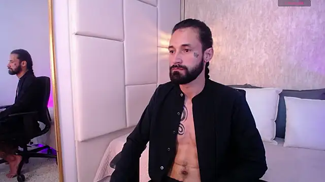 Chatroom XXX en direct de Hisoka_011