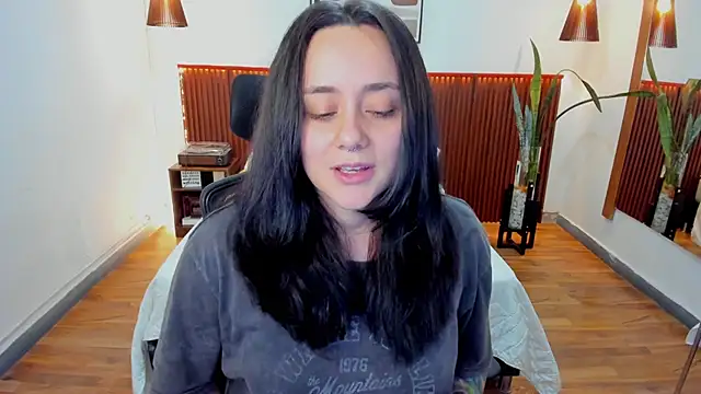 Chatroom XXX en direct de KatherineBond