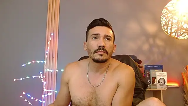 Reiko_85_ Show in webcam