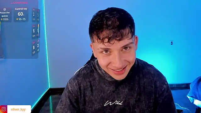 oliver_kyy – Live XXX-chat