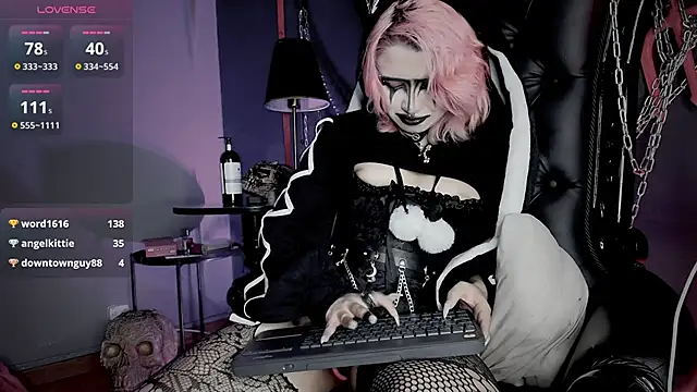 Živý XXX chat Navier__