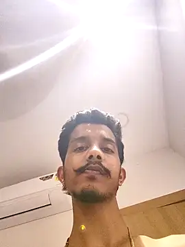 Sam03s webkamerás műsora