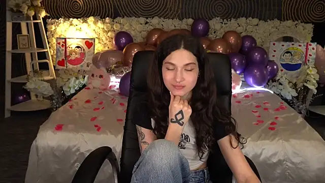 Živý XXX chat BabyFlowerr