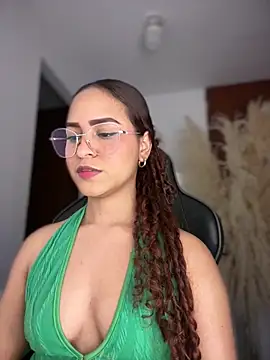 gretta_kler1 élő XXX-chatje