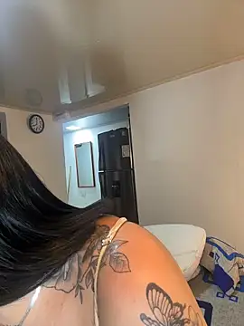 Chat XXX en directo de emily_acorn