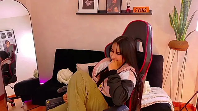 EmmyEvans1 – Naživo XXX chat