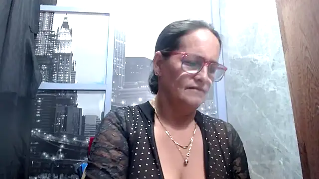 Nastylatinaxxx webcam show