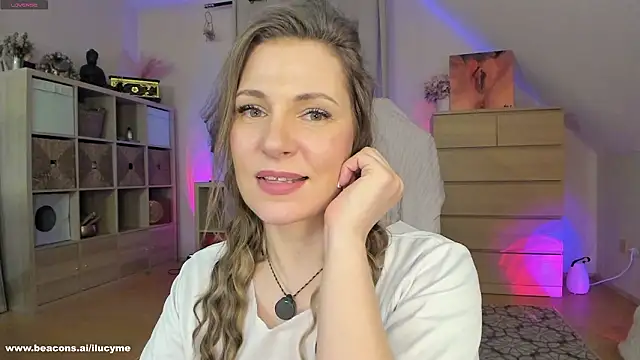 ilucyme élő XXX-chatje