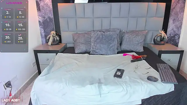 แชท XXX สดของ Your_Lady_Milf