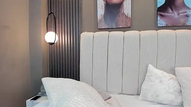 GiannaColling1 Live XXX-chat