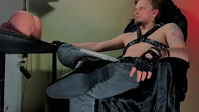 แชท XXX สดของ Vincent_Hardman