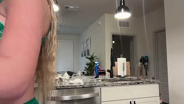 Chat XXX en directo de RosieCheeks_