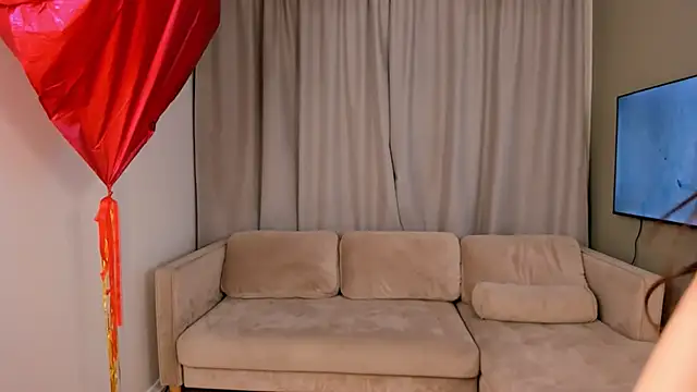 TreasaCrebs Show in webcam