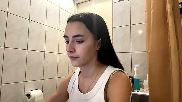 TyraMagna – Live XXX-chat