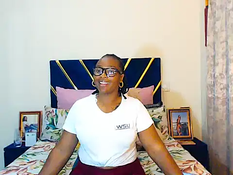 veronica1xxxn Live XXX chat