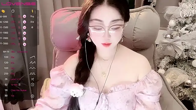 Monica-666888- Show Webcam