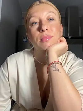 Kittie_Valentinen Live XXX chat