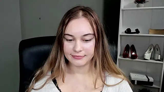 دردشة kitty_valeria الجنسية المباشرة