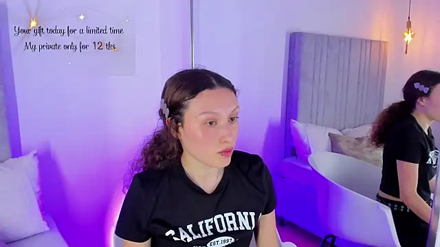 Martina_077: онлайн-секс-чат