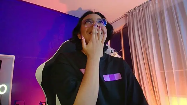 Emmapark_ – Naživo XXX chat