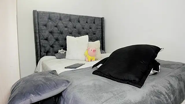 Biscuit_oliva Adlı Modelin Web Kamerası Şovu