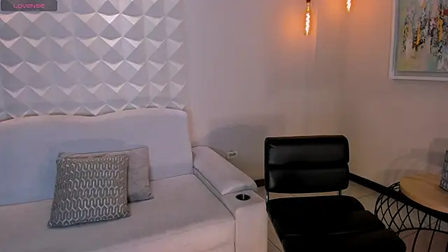 JuanitaClay: онлайн-секс-чат