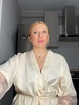 Kittie_Valentine 라이브 XXX 채팅