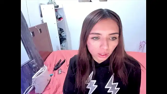 megan_doll2123 Adlı Modelin Canlı XXX Sohbeti