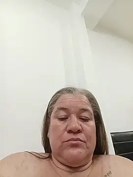 Chat +18 de MilF-eterna_69 ao vivo