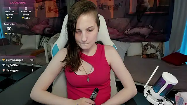 KiraDuvall's Live XXX Chat