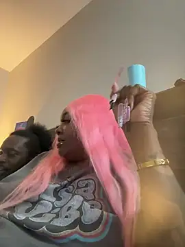 makeherfeelg webkamerás műsora