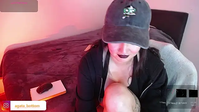 NewAgatha_BoltonのライブXXXチャット