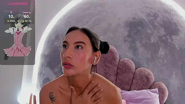 Chat +18 de Valeria_Fitness ao vivo