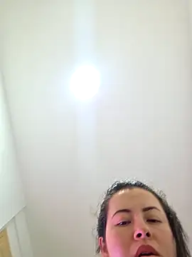 Chat +18 de NeredaXxx ao vivo