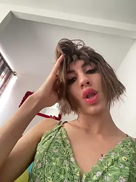 SiaraRealistのライブXXXチャット