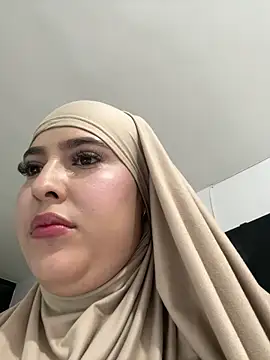 Zahida_7: онлайн-секс-чат