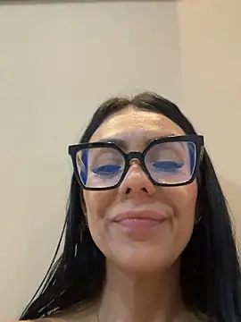 Chat +18 de SofhiaTaylor ao vivo