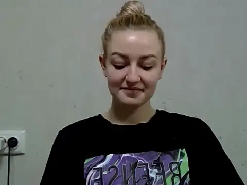 KelGrov2 Live XXX Chat