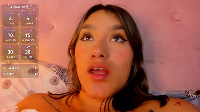 Chatroom XXX en direct de _Sophie__miller