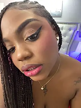 Онлайн чат XXX SarahBleer