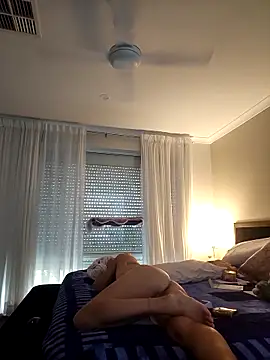 nevertardy13のライブXXXチャット