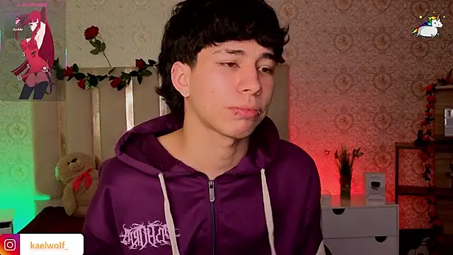 kaelwolf_tay Webcam Show