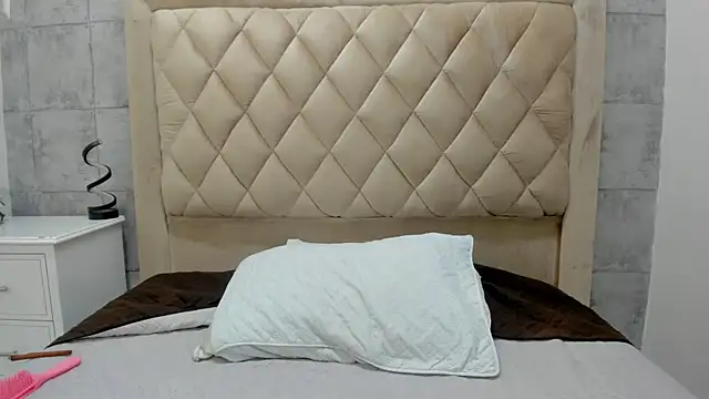 SidneyBrownn_ Chat XXX in diretta