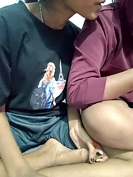 Lesbians_NO1 Chat XXX in diretta